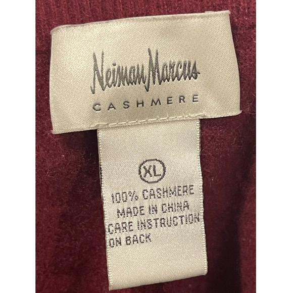 NEIMAN MARCUS CASHMERE Burgundy Pants - Picture 2 of 3